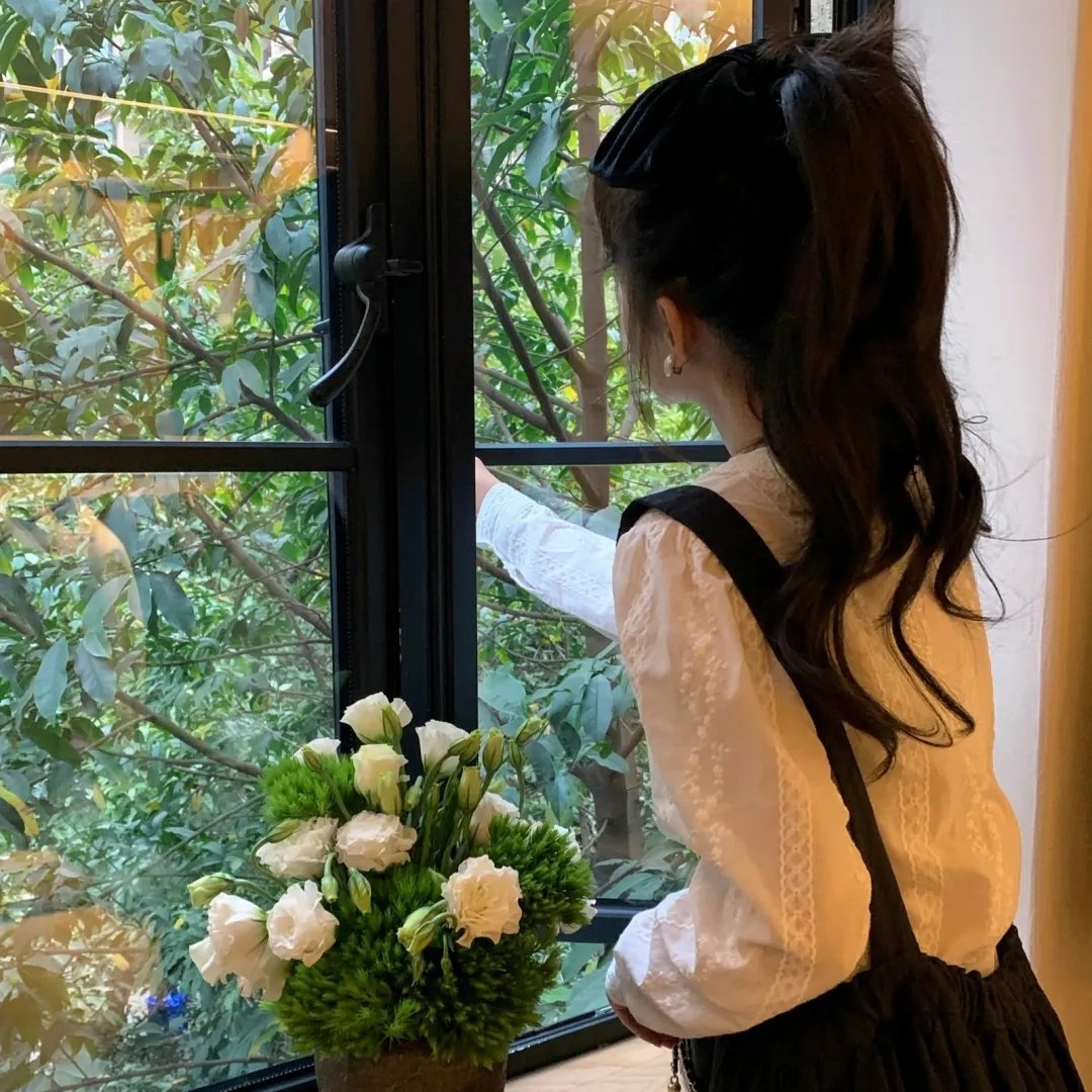 撞脸